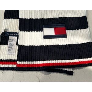 NWT Tommy Hilfiger Scarf 100% Cotton & very soft, Red, White & Blue. 8” by 48”.